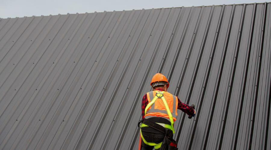 Professional gutter cleaning in Tunbridge, VT